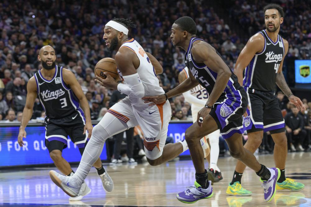 球员士气低 球员士气低