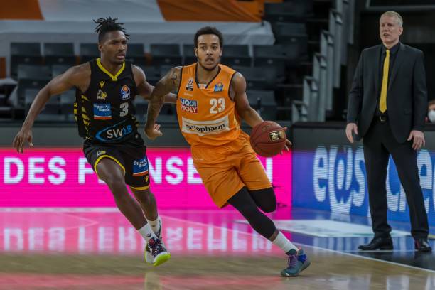 图赫尔认为 图赫尔认为