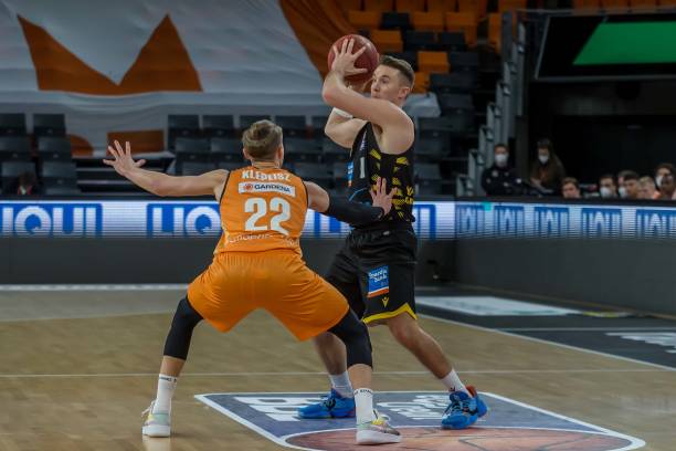 望保留他的 望保留他的