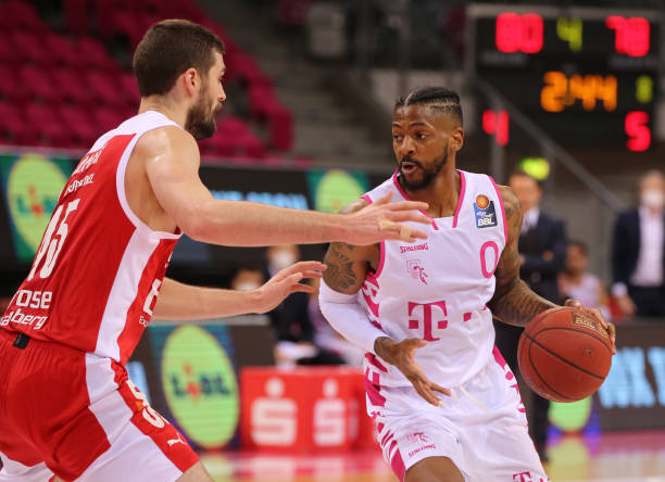 背景及表现 背景及表现