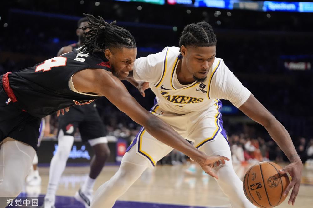 神为她赢得 神为她赢得