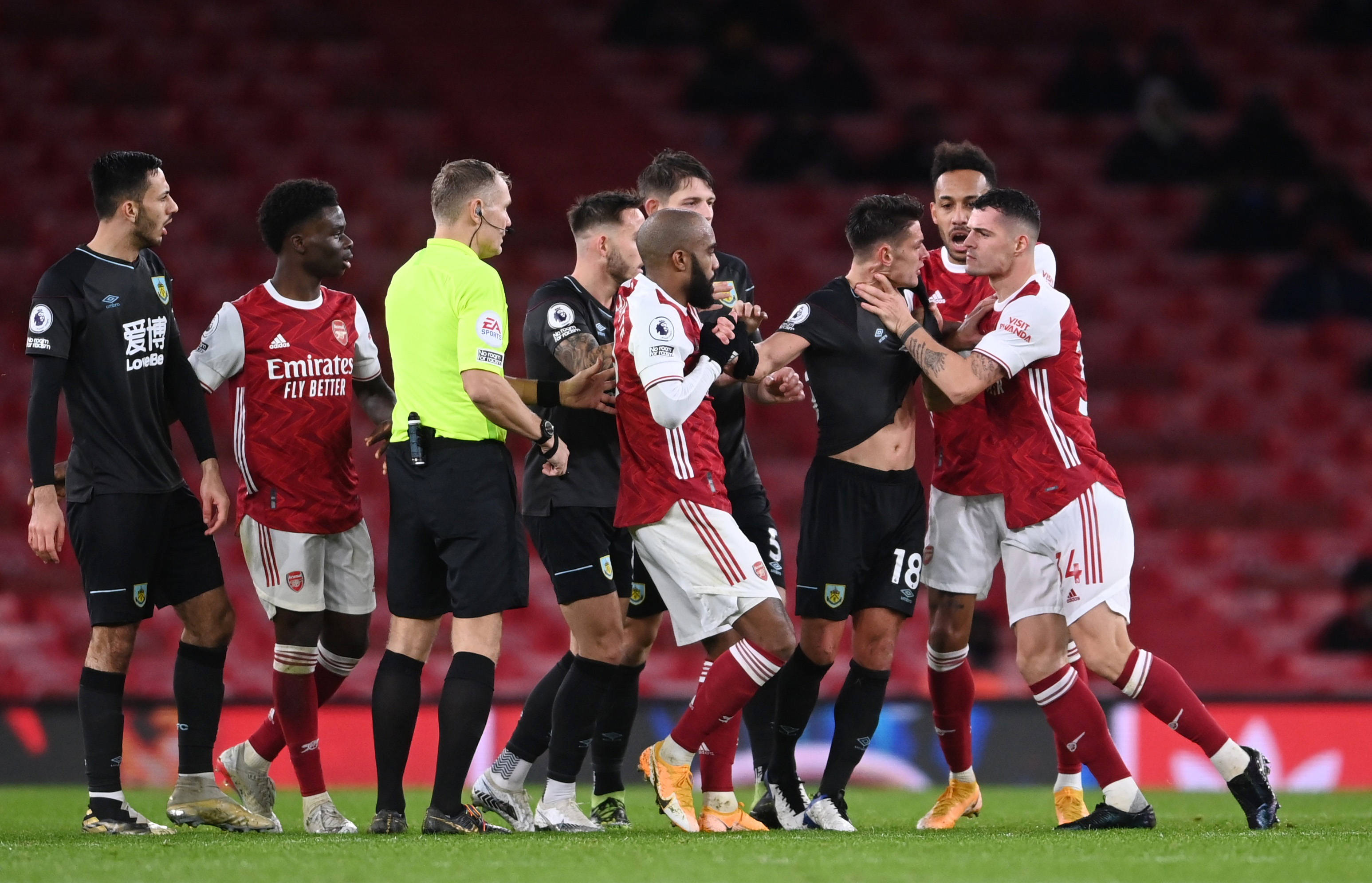 更是对多元 更是对多元