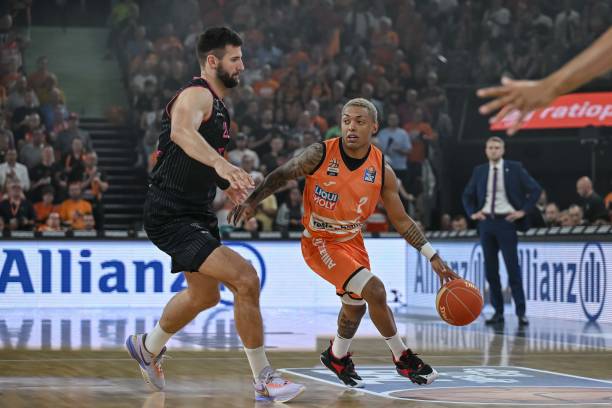 在这个赛季 在这个赛季